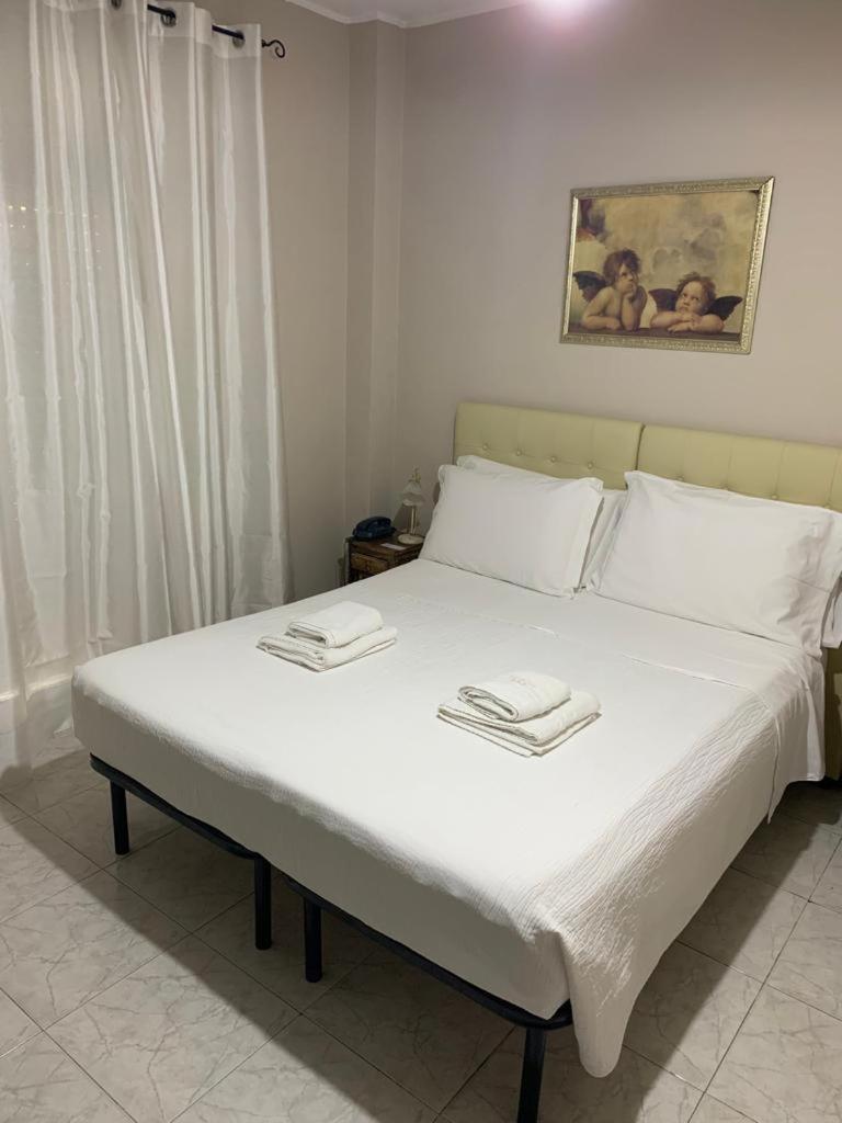 Bed and Breakfast Bb Dante Messina Exterior foto